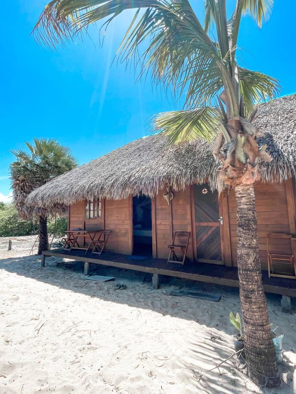 Atins Beach Houses Bagian luar foto
